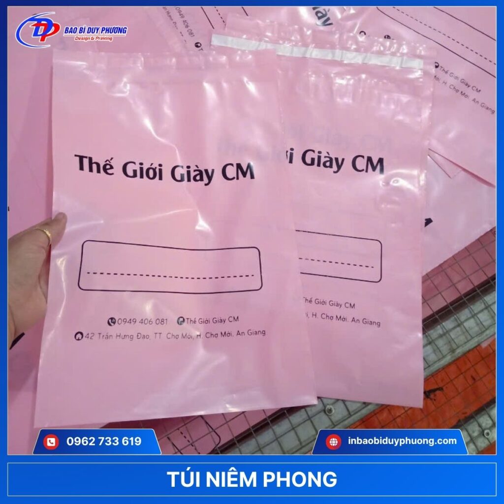 Túi niêm phong đóng hàng đựng quần áo
