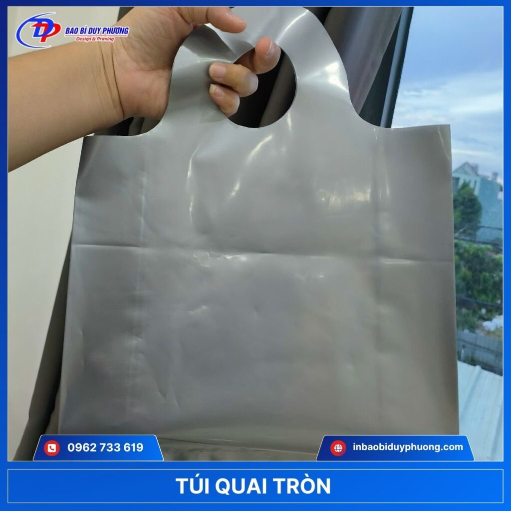 Túi quai tròn chưa quần áo
