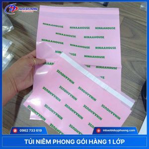 in túi niêm phong chữ chạy