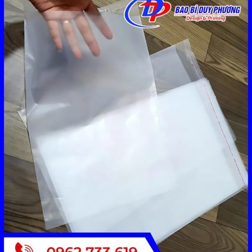 Mau bao nhua OPP thiet ke don gian nhung hieu qua