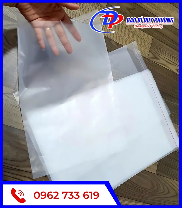 Mau bao nhua OPP thiet ke don gian nhung hieu qua