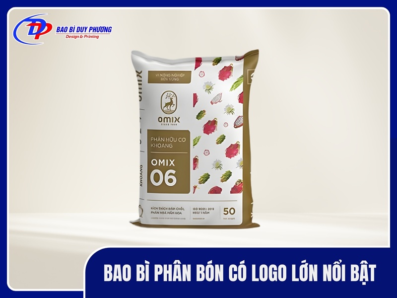 Bao bì phân bón có logo lớn nổi bật