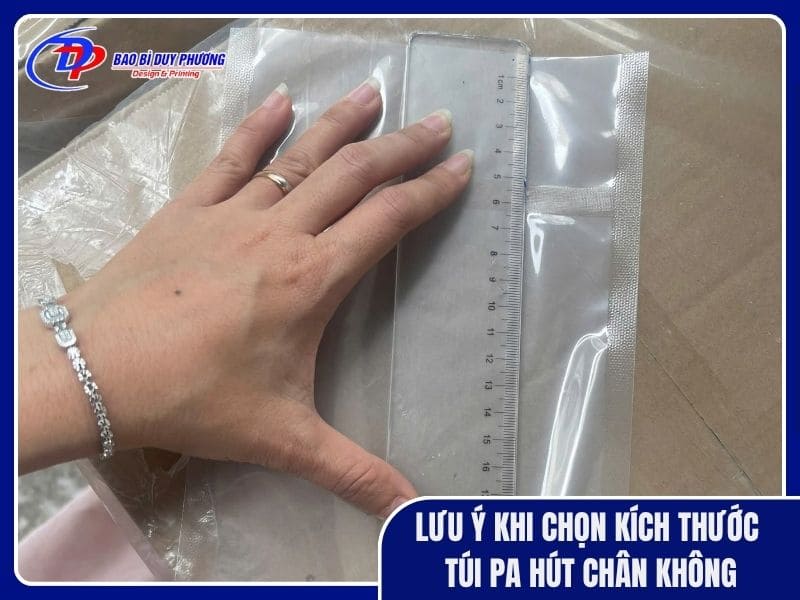cac chu y khi chon tui rut chan khong
